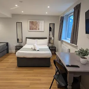 Newcastle City Studios Apartment Newcastle upon Tyne